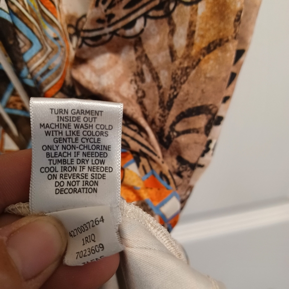 Unity XL Azteca Style Fall Plus Tunic - Picture 4 of 5